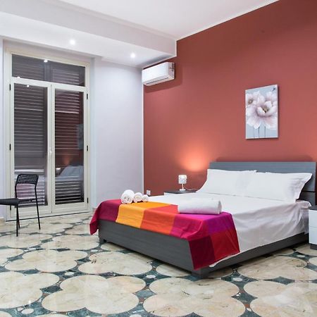 Lotus Of Etna Apartment Катания Екстериор снимка