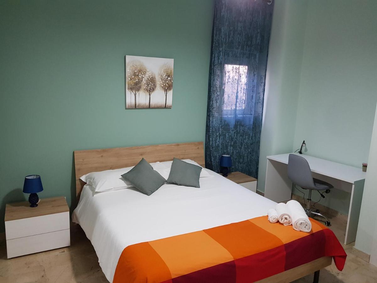 Lotus Of Etna Apartment Катания Екстериор снимка